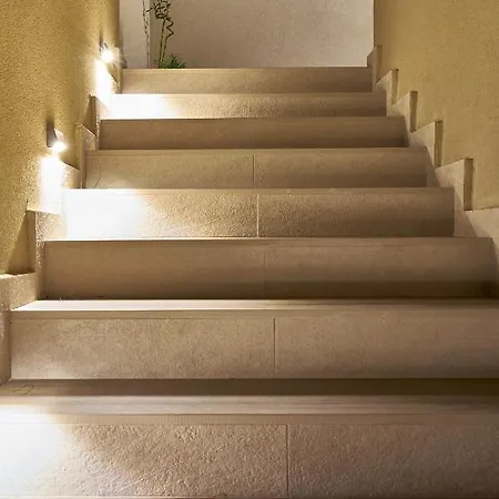 Grapevines Aparthotel