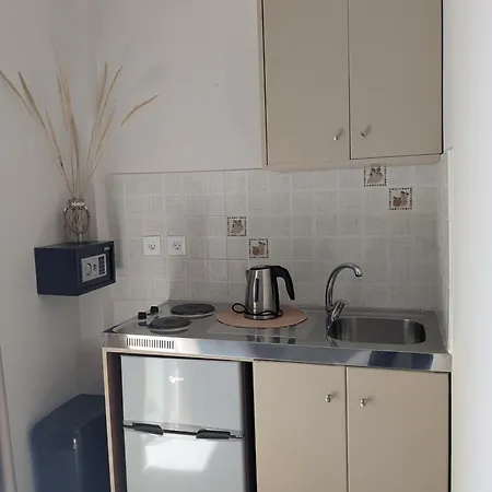 Aparthotel Grapevines 4*