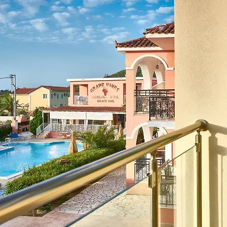 Lejlighedshotel Grapevines 4*