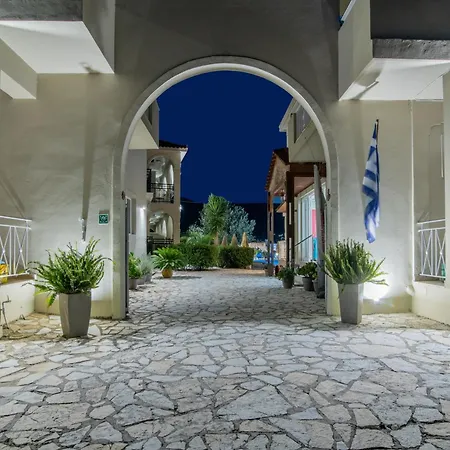 Grapevines 3* Alykanas (Zakynthos)